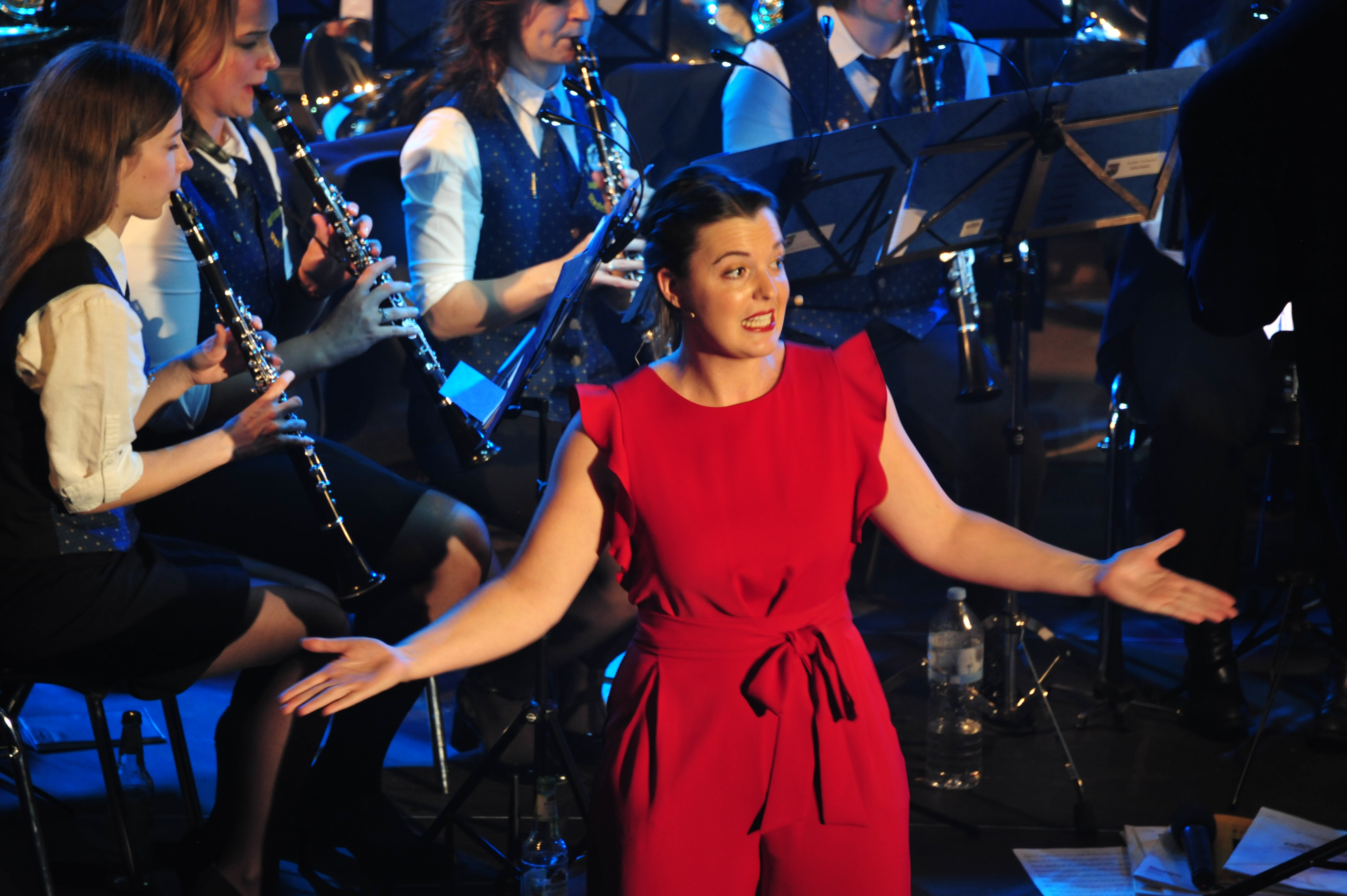 Gastsolistin Paula Meisinger in einer ihrer vielen Gesangsrollen beim Musical-Konzert (2019)